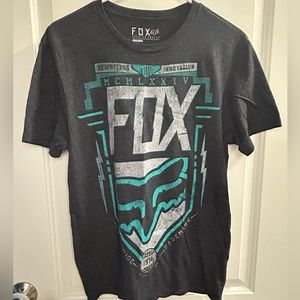 Fox Tee, Men’s Small, Slim Fit, Charcoal
